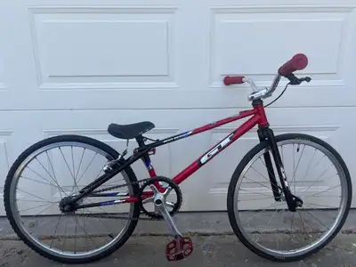 GT Racing Pro Series Mini BMX, 20 x 1 1/8 alloy wheels, 17.72” t, View more