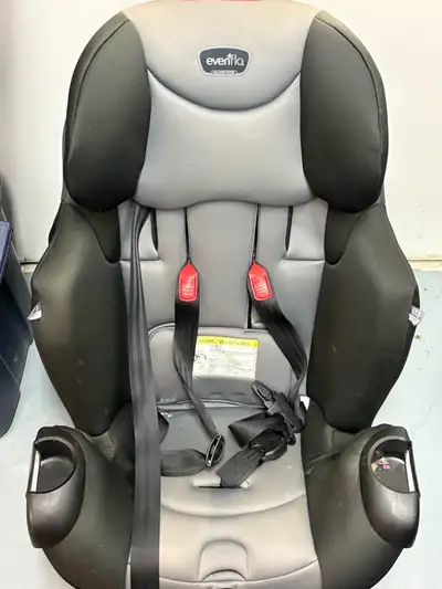 Evenflo car seat - excellent condition , View more