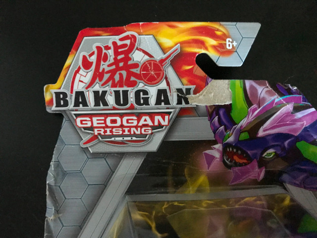 NEW Bakugan Geogan, Stingzer, Geogan Rising Collectible in Toys & Games in City of Toronto - Image 2