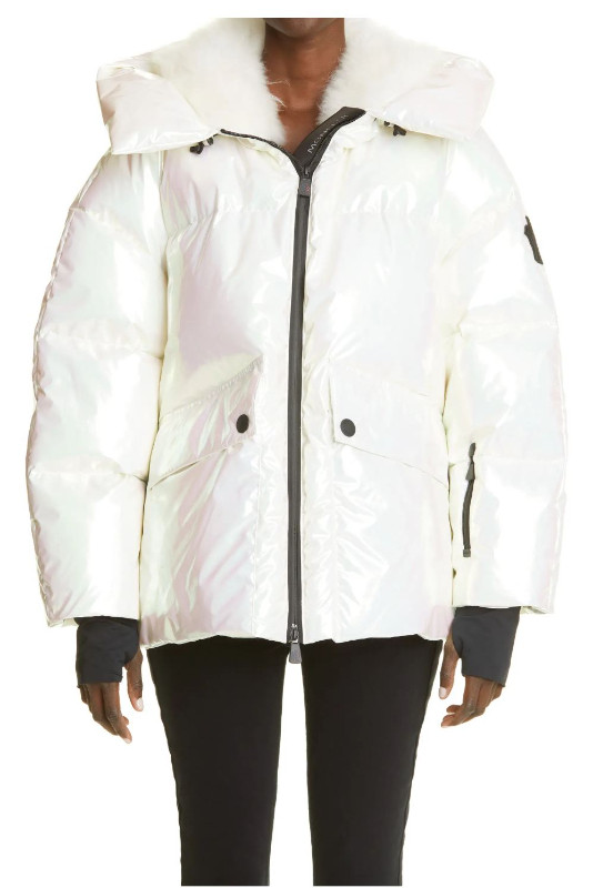 New Moncler Grenoble Tillier Down Puffer Jacket Iridescent Mink in Women's - Tops & Outerwear in City of Toronto