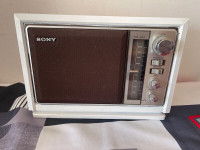 Sony ICF-9740W AM/FM Table Radio, WORKING PERFECTLY, AHUNTSIC