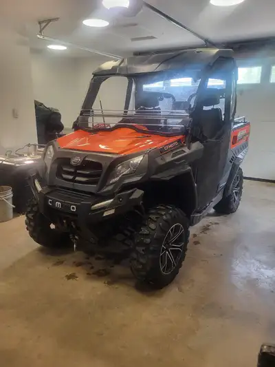 2021 CF MOTO 800 UFORCE 4695 km. Full doors and windows. Includes 60 inch snow plow. New brakes just...