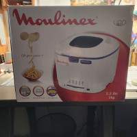 Moulinex 1 kg Uno deep fryer, new in box