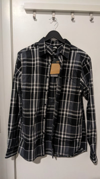 BNWT The North Face Long Sleeve Woven Shirt - Small/ Black Plaid