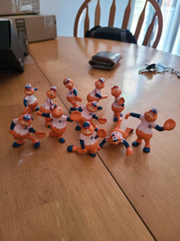 Retro Youppi! Figurines