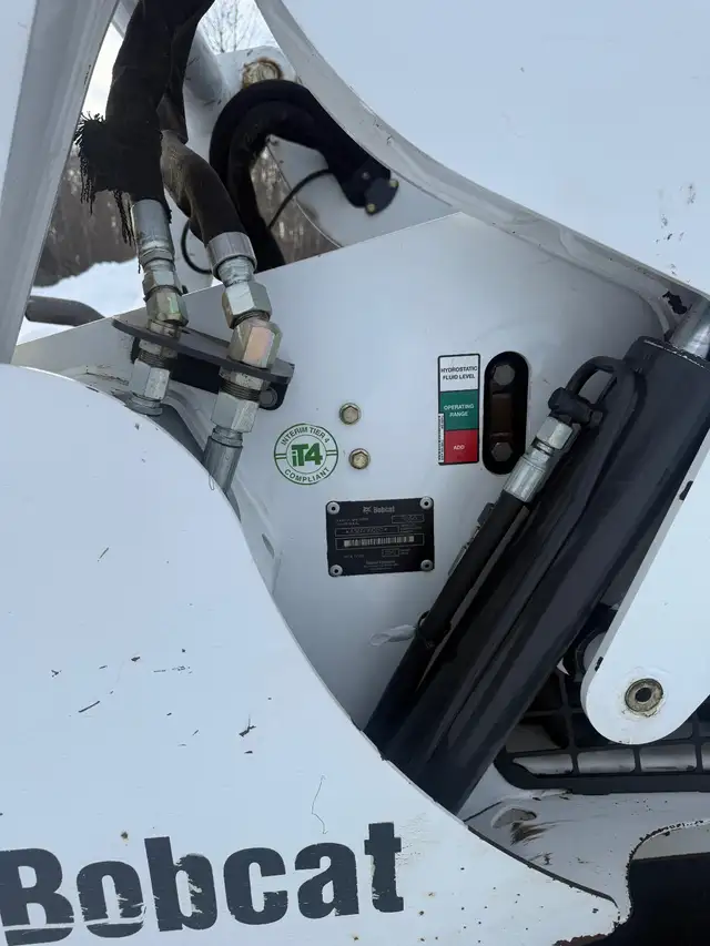 2012 Bobcat S 650 in Heavy Equipment in Fort St. John - Image 9