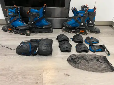 Deux Sets de patins à roues alignées ajustable, à vendre, quatre, View more