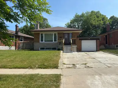 BRIGHT & BEAUTIFUL HOUSE FOR RENT IN SCARBOROUGH
