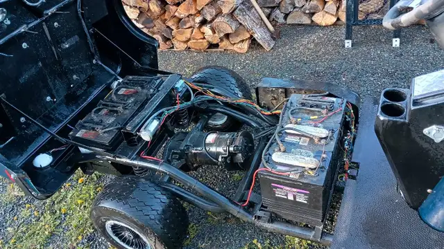Harley Davidson EV golf cart in Other in Miramichi - Image 5
