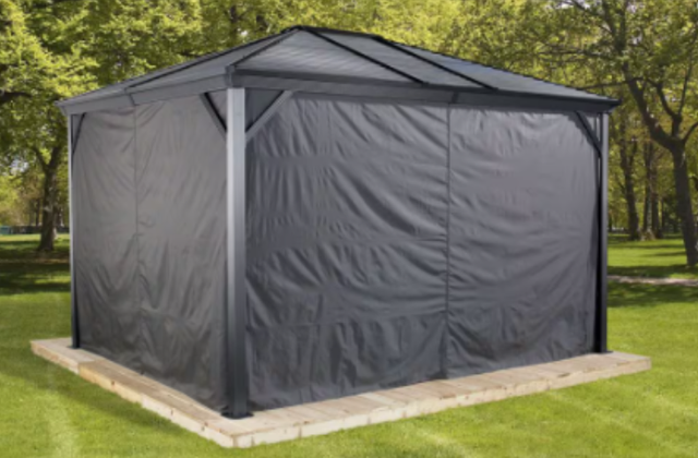 New - Sojan Ventura Privacy Curtain for 10 x 12 Gazebo in Outdoor Décor in Hamilton - Image 3