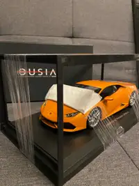 Kyosho Ousia 1/18 Lamborghini Huracan Diecast Model 