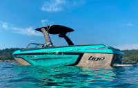 2022 Tige 23 zx surf boat-like new!