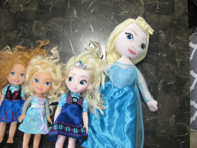 Set of 4 Disney Frozen Elsa / Anna Dolls - $55.00 obo in Toys & Games in Kitchener / Waterloo - Image 4