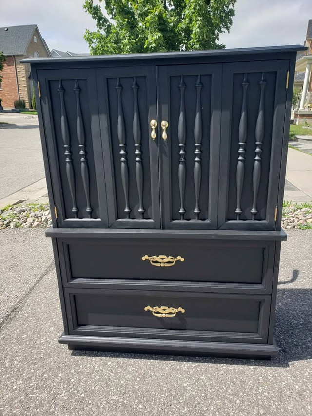 FABULOUS CABINETS AND SIDEBOARDS REFINISHED OR ORIGINAL FINISH in Hutches & Display Cabinets in Markham / York Region - Image 2