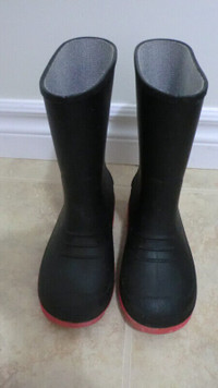 Boys Rain Boots, Size 12, EUC, $10