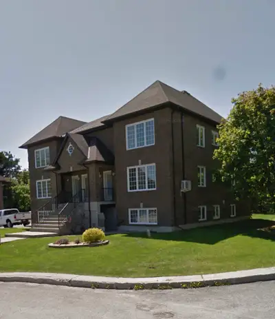 2-Bedroom Apartment for Rent – Aylmer, Gatineau 5-55 Rue des Châteaux-des-Bois, Gatineau, QC J9H 6V7...
