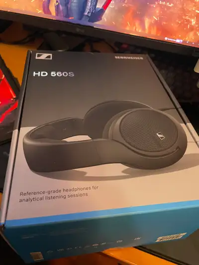 Sennheiser HD 560S, View more