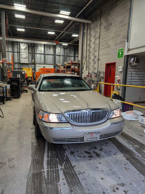 2008 Lincoln Town Car
