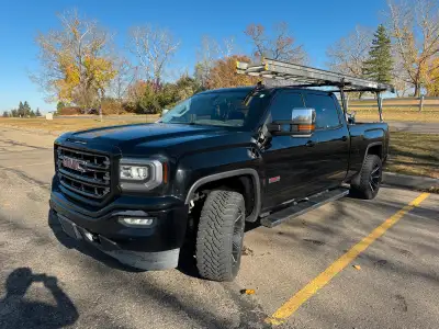 I'm selling my 2018 GMC Sierra 1500, featuring a robust 6.2L engine and stylish modifications. This...