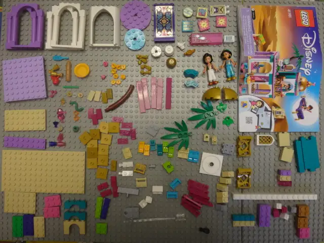 Genuine Lego 41161 Aladdin and Jasmine's Palace Adv - DELIVERED