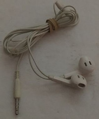 Écouteurs Maxell Ear Buds or Earphones with Mic