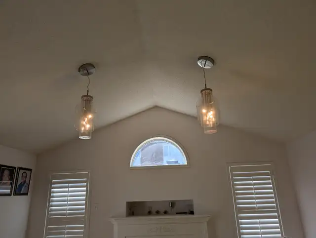 Chandelier473211428353484801