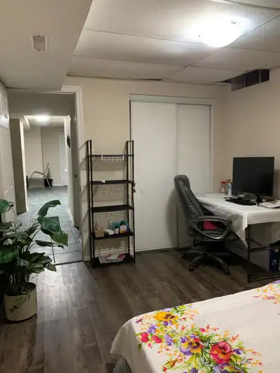 Available: 1st July Location: McLaughlin Rd & Derry Road, Mississauga. This fully furnished, well-ma...