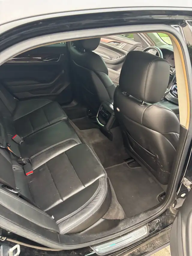 2015 Cadillac 548407619544698885
