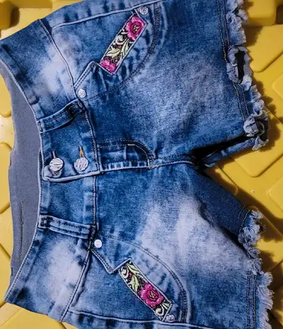 Womans small $8 . Check out my other ads. Sf home