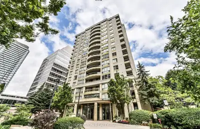 Spacious and bright 2 bedroom south east corner unit with UNOBSTRUCTED BEAUTIFUL EAST VIEWS, nearly...
