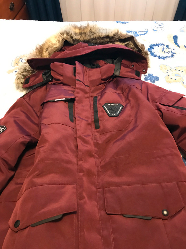 MANTEAU HIVER   GENRE KANUK  NEUF VENTE RAPIDE 100.00 dans Autre  à Trois-Rivières - Image 2