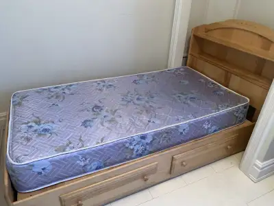 Lit simple avec matelas, View more