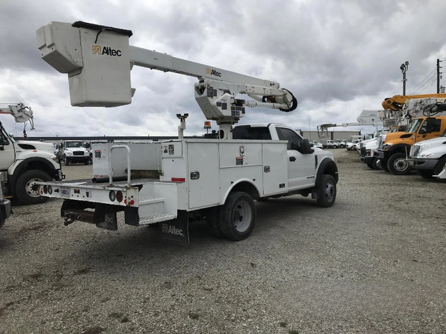 2017 1 Man Bucket Truck Ford in Other in Kawartha Lakes - Image 3