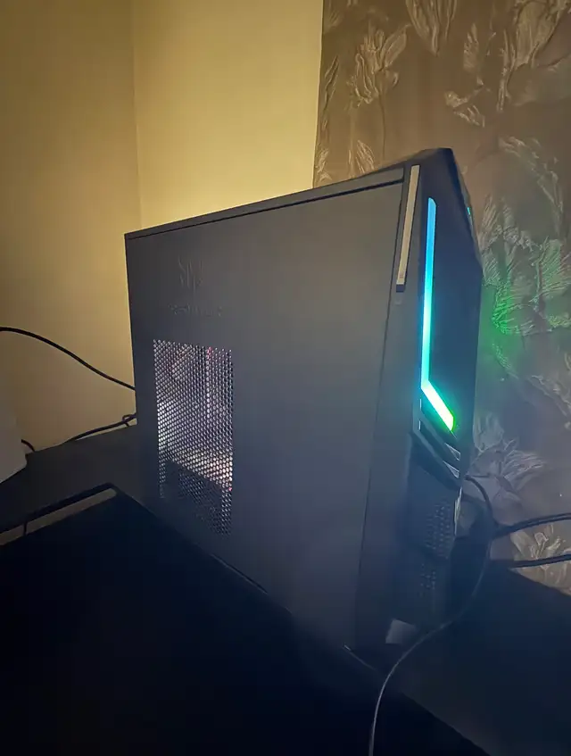Starter Gaming PC in Desktop Computers in Edmonton - Image 4