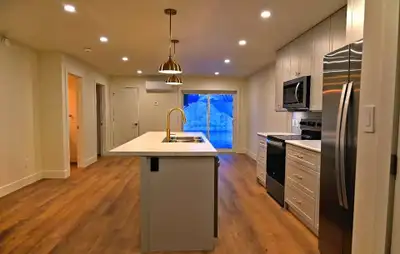 Located closed to downtown. Bright and clean new building.