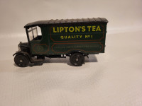 LIPTON'S TEA TRUCK 