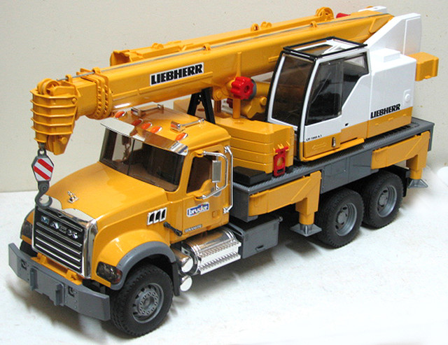 New Bruder  Mack Crane Truck Interactive Toy HUGE in Toys & Games in City of Toronto