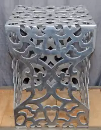 2 Superbe Tables de salon/chevet en aluminium