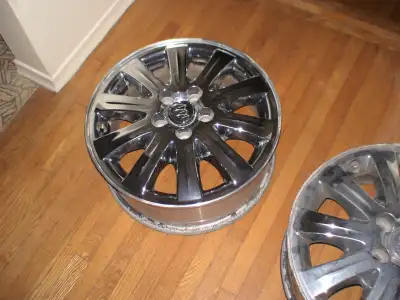 I have 3 Buick Allure 10 spoke chrome 17 inch rims. Selling individually or all three. In good condi...