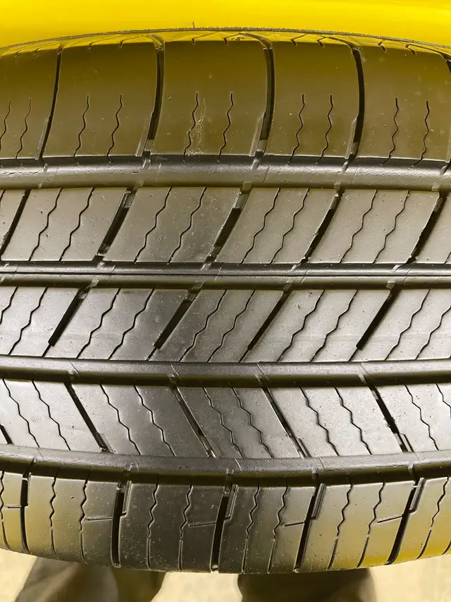 Pair. 225/65R17 102H   Michelin Defender T+H. in Tires & Rims in Mississauga / Peel Region - Image 6