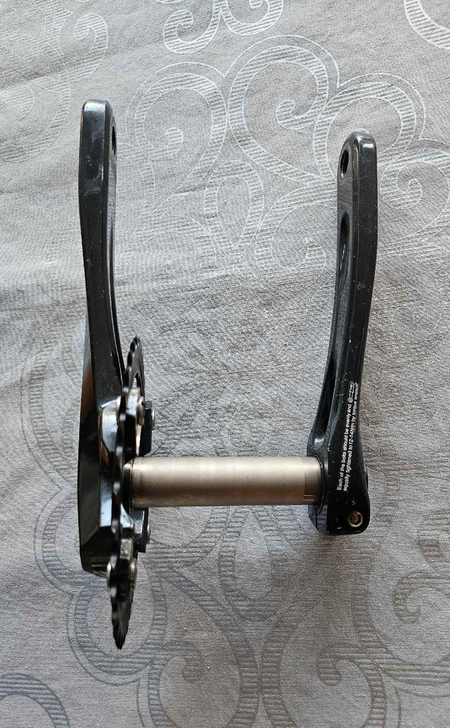 Shimano Sora 175 FC-R3000/3030 in Frames & Parts in Calgary - Image 2