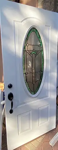 Masonite  White Oval Chatham single steel door 