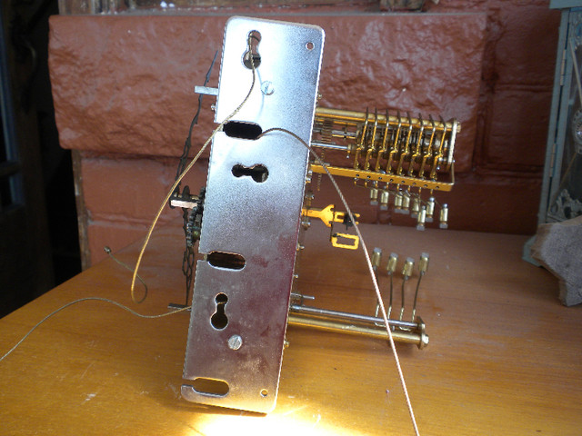 Selling Urgos Clock movement model UW32071B in Arts & Collectibles in City of Toronto - Image 2