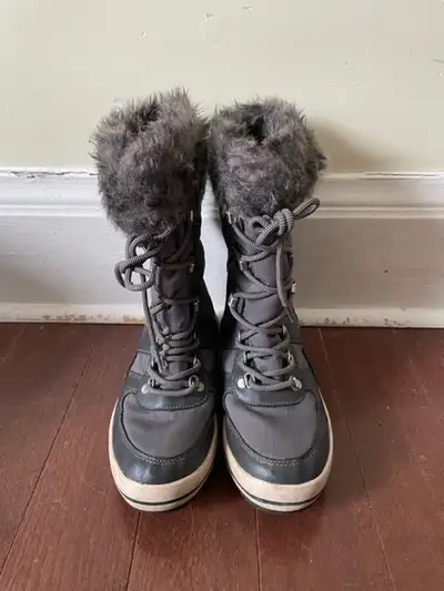 Kids Cougar Waterproof Winter Boots Grey (size 4Y), View more