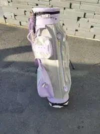 À VENDRE SAC DE GOLF POUR FEMMES