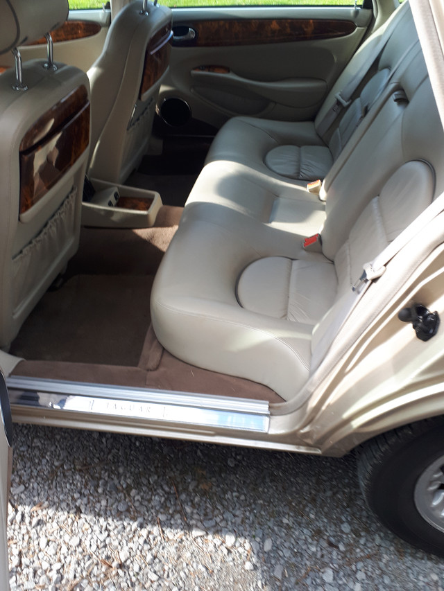 2000 xj8 Jaguar Vanden Plas in Cars & Trucks in Kawartha Lakes - Image 3
