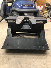 5th wheel hitch. Reese 18,000 lb. Hitch Asking $ 135.00