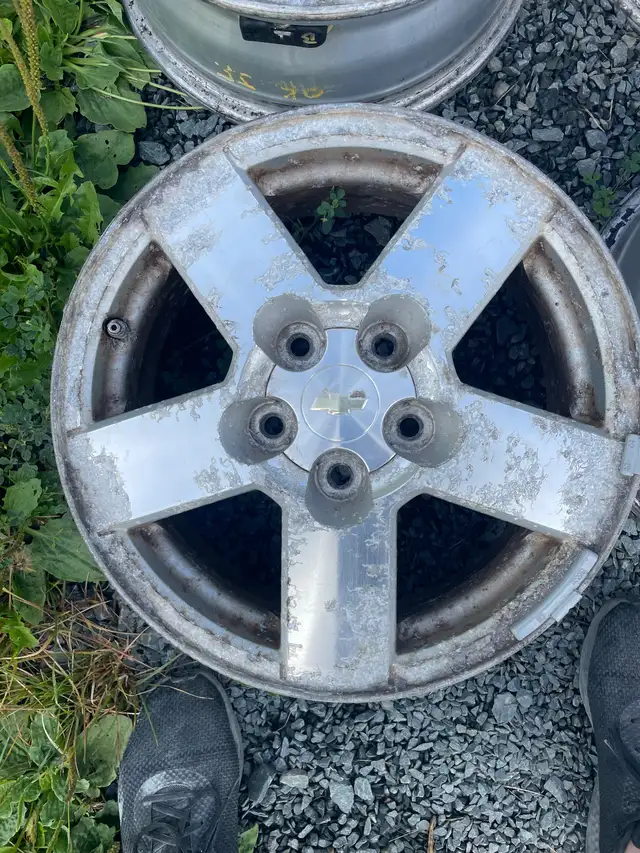 16 inch Rims with TPMS Sensors in Tires & Rims in Cole Harbour - Image 3