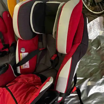 This used car seat is in fair condition, offering safety and comfort for your child during car rides...