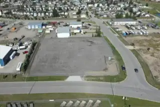 DEVELOPED LOT IN THE HEART OF HIGH RIVER